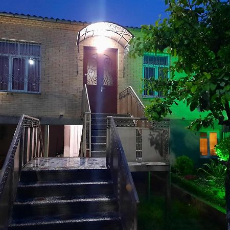 Sisi Guest House Kutaisi Exterior photo